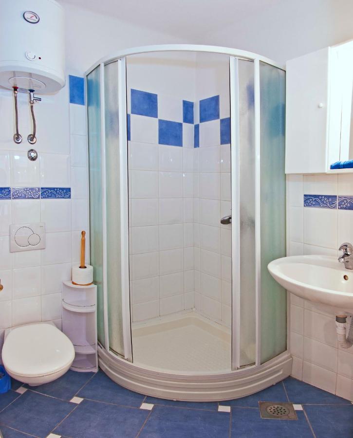 Big Blue Old Town Centre Apartment ดูบรอฟนิก ภายนอก รูปภาพ