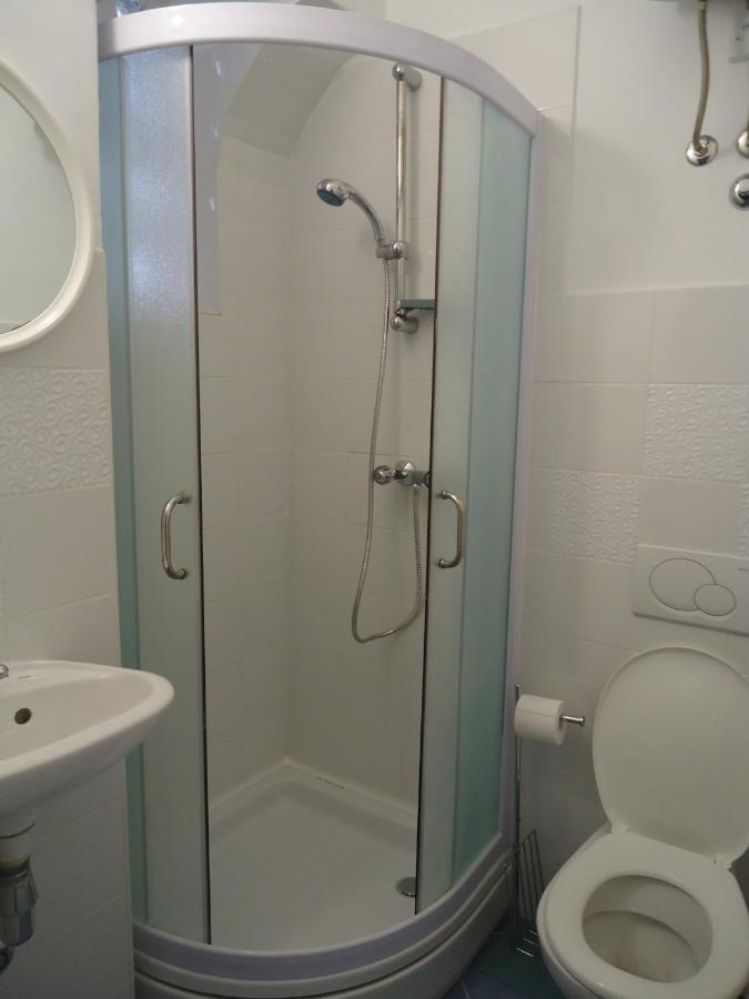 Big Blue Old Town Centre Apartment ดูบรอฟนิก ภายนอก รูปภาพ